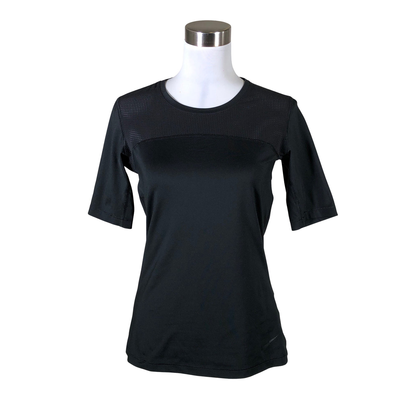 Unisex Nike - Urheilupaita, lyhyet hihat, koko 40 -  (1)