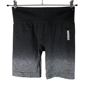 Unisex Gymshark - Urheilushortsit, koko 40 -  (1)