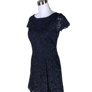 Unisex Hugo Boss - Juhlamekko, koko 36 -  (3)