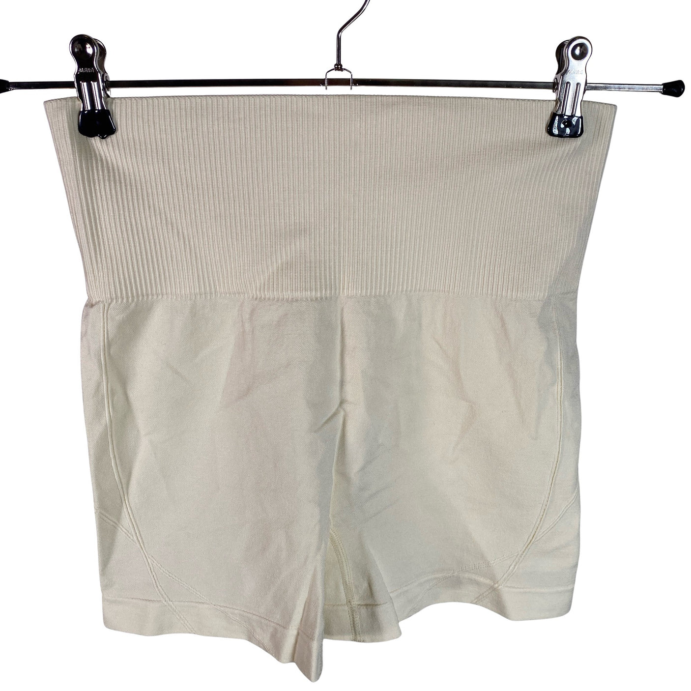 Unisex Famme - Urheilushortsit, koko 38 -  (1)