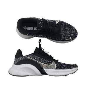 Unisex Nike - Lenkkarit, koko 37 -  (1)