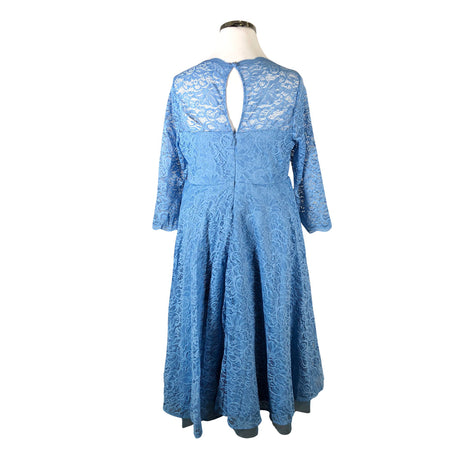 Unisex Torrid - Juhlamekko, koko 46 -  (2)