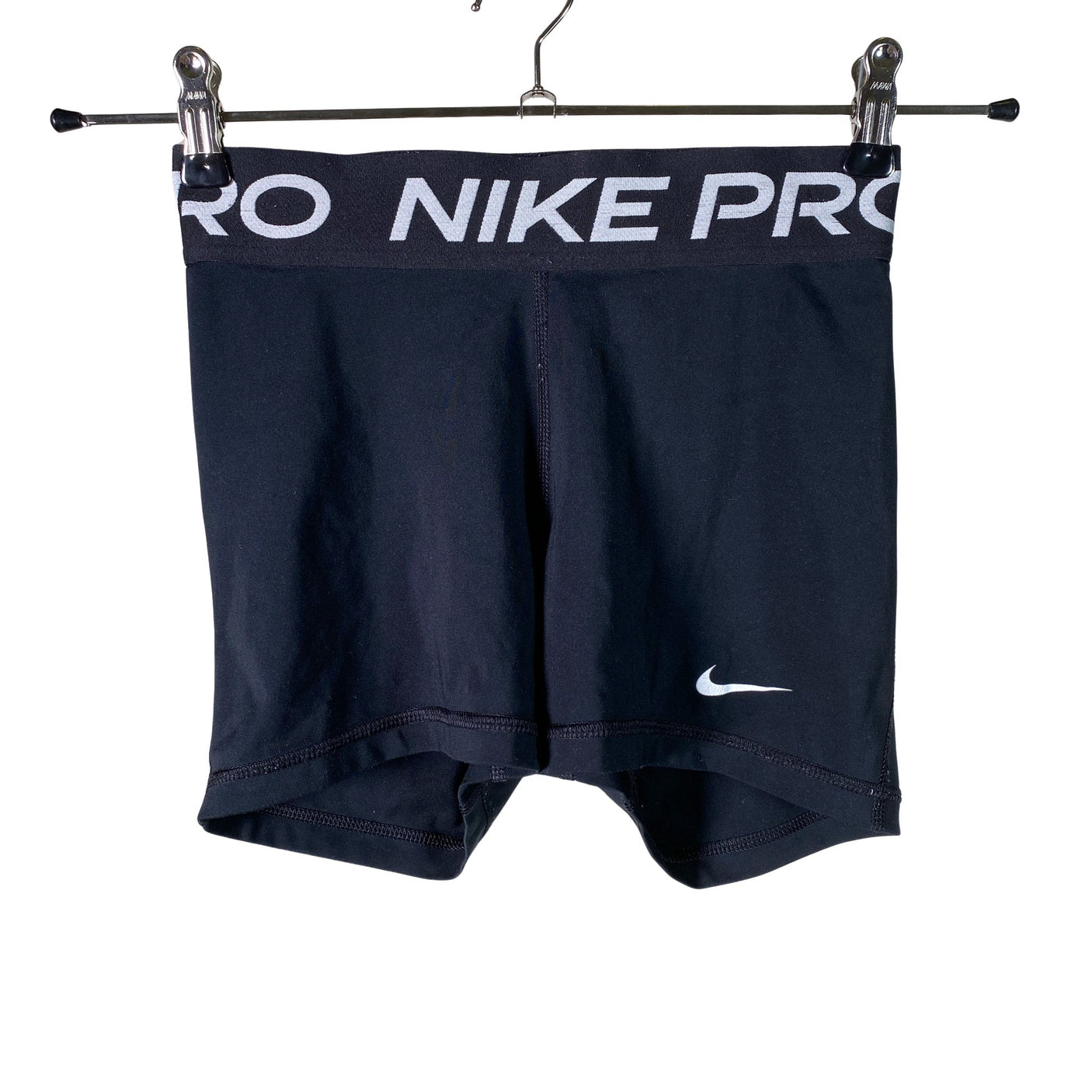Unisex Nike - Urheilushortsit, koko 34 -  (1)