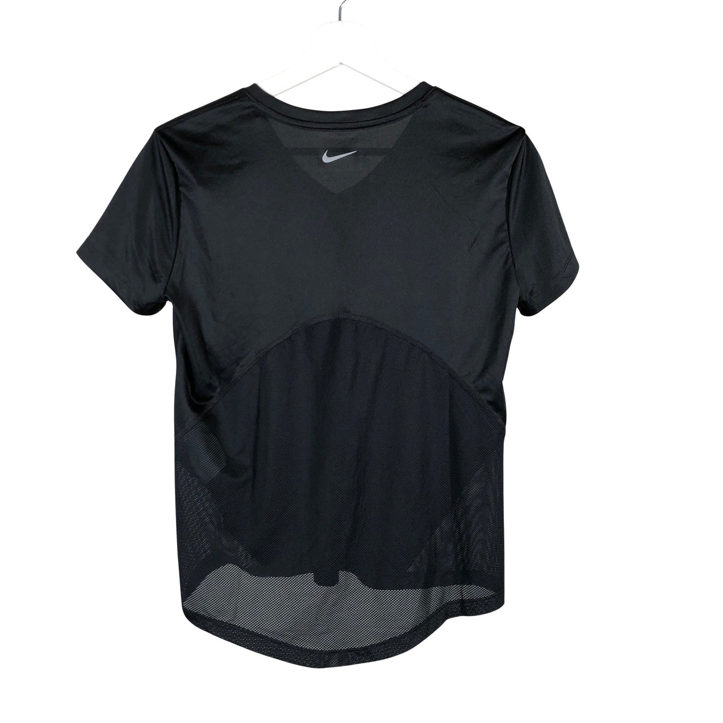 Unisex Nike - Urheilupaita, lyhyet hihat, koko 36 -  (2)