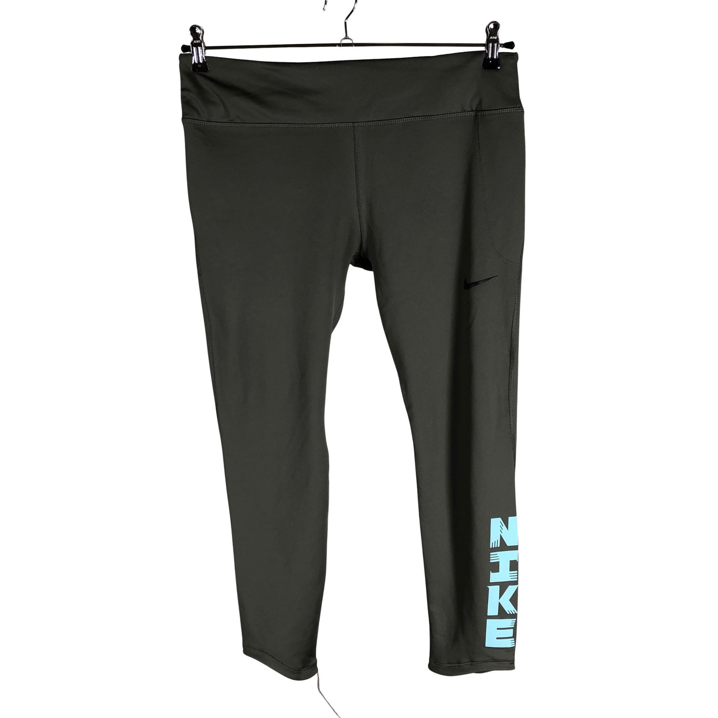 Unisex Nike - Urheilutrikoot, koko 40 -  (1)