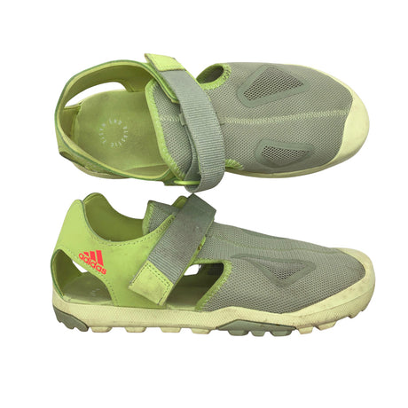 Unisex Adidas - Sandaalit, koko 35 -  ()