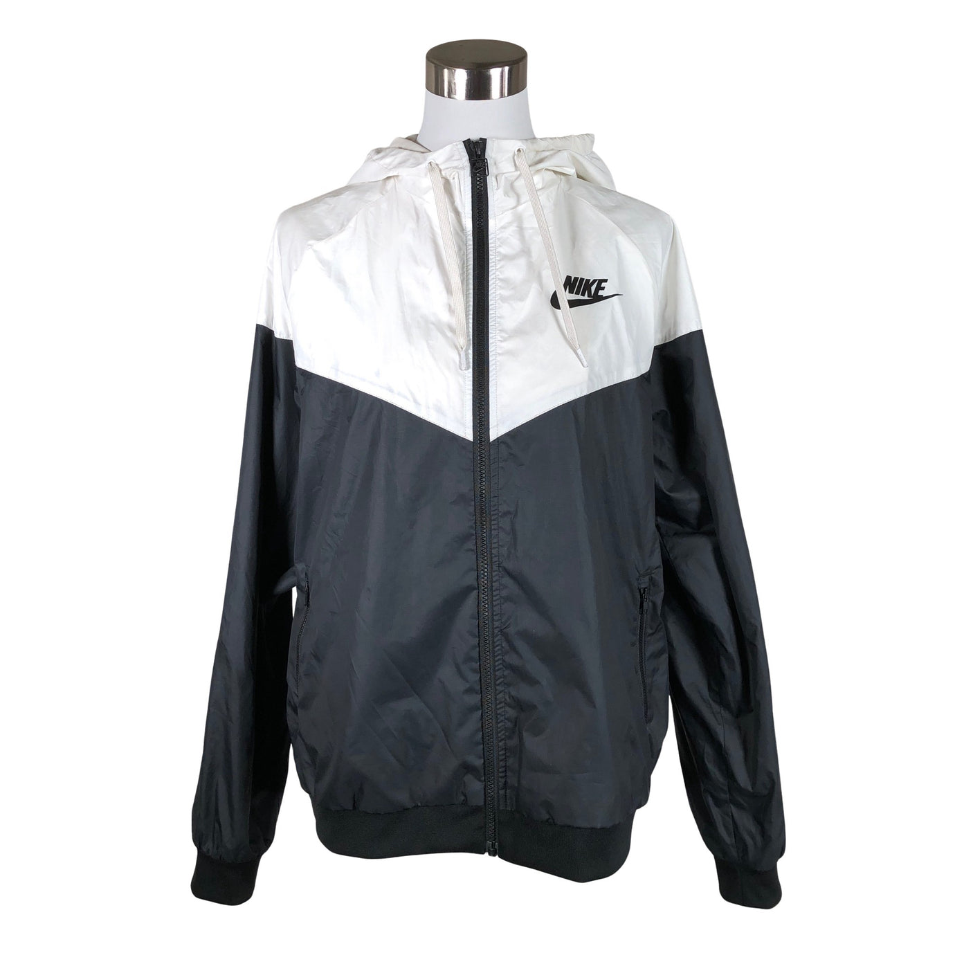 Unisex Nike - Ulkoilutakki, koko 40 -  (1)