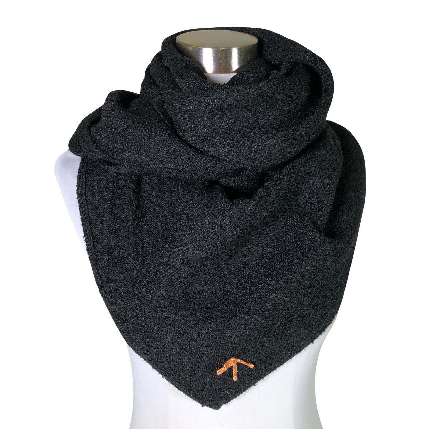 Unisex Hugo Boss - Kaulaliina, koko Maxi -  (1)