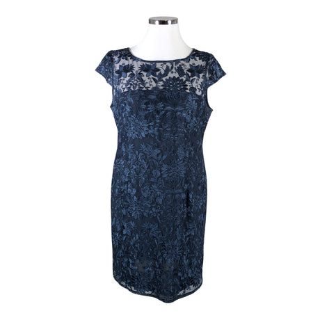Unisex Esprit - Juhlamekko, koko 44 -  ()