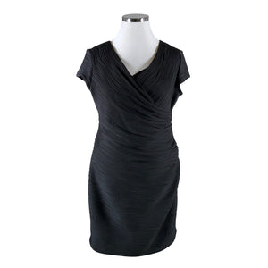 Naisten Joseph Ribkoff - Juhlamekko, koko 46 - Musta (1)