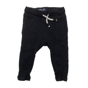 Unisex Next - Trikoohousut, koko 74 - 80 - Musta (1)