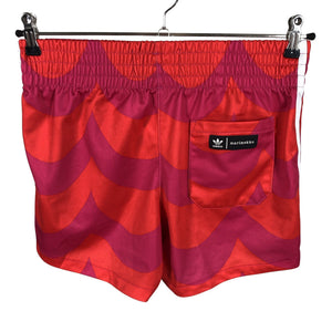 Naisten Adidas - Urheilushortsit, koko 38 - Punainen (2)