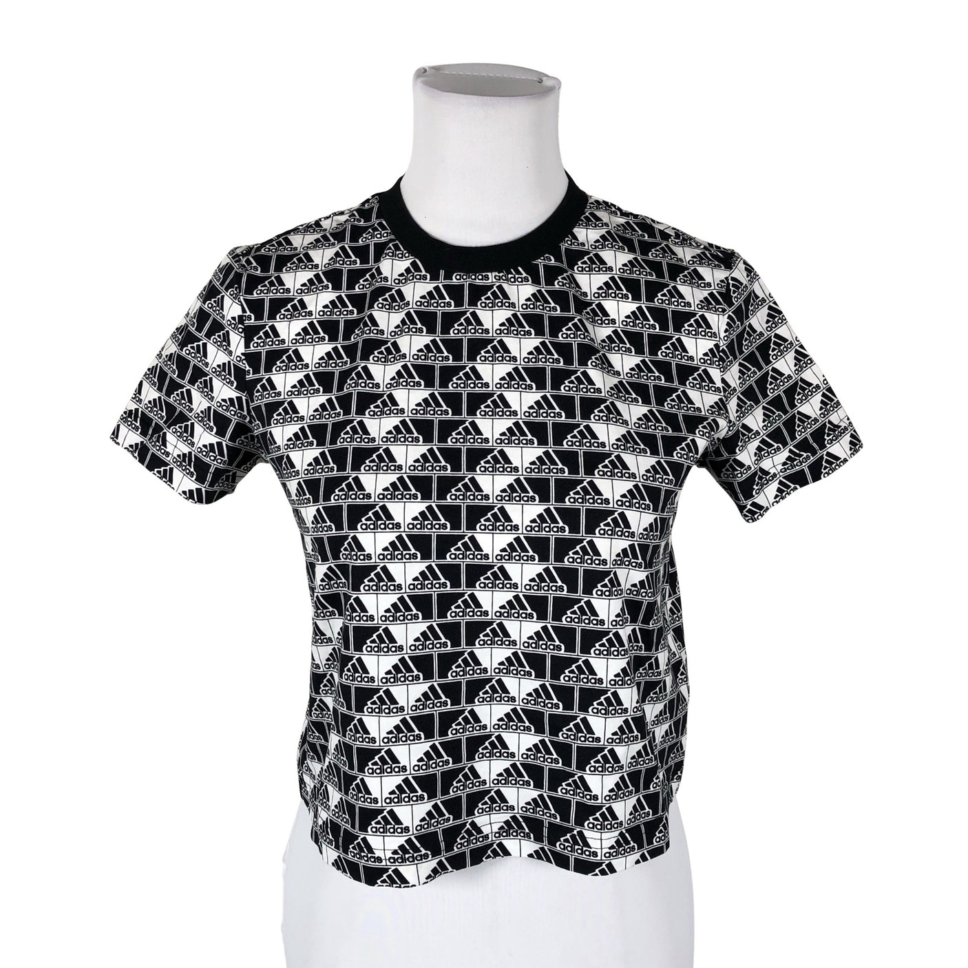 Naisten Adidas - T-paita, koko 34 - Musta (1)