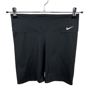 Naisten Nike - Urheilushortsit, koko 38 - Musta (1)