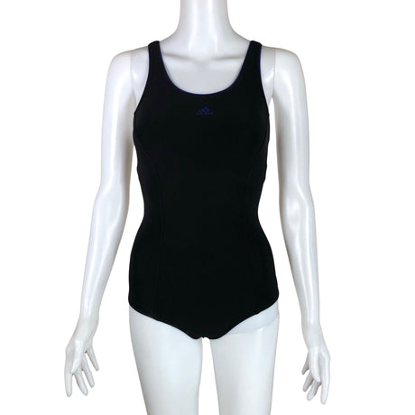 Unisex Adidas - Uima-asu, koko 36 -  ()