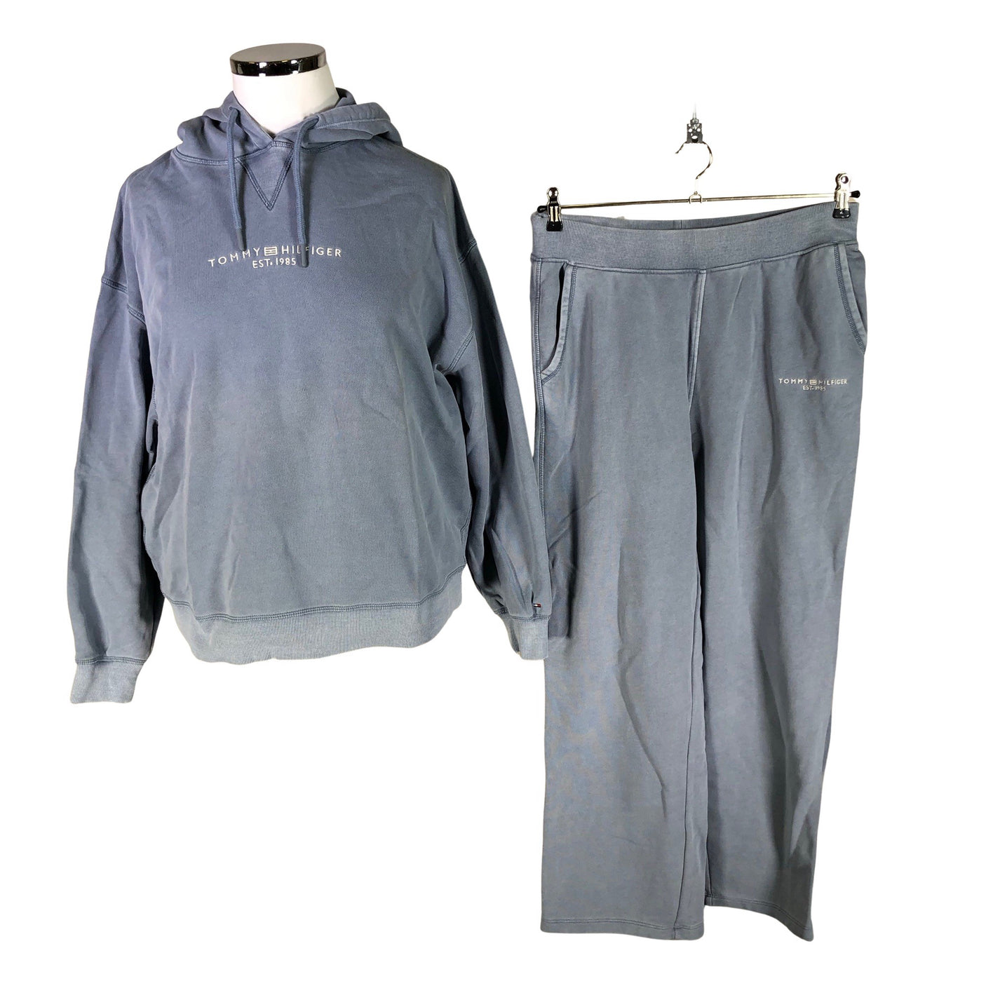 Naisten Tommy Hilfiger - Collegeasu, koko 42 - Sininen (1)