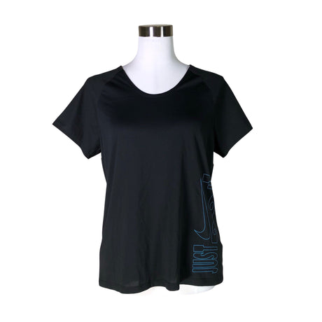 Unisex Nike - Urheilupaita, lyhyet hihat, koko 38 -  ()