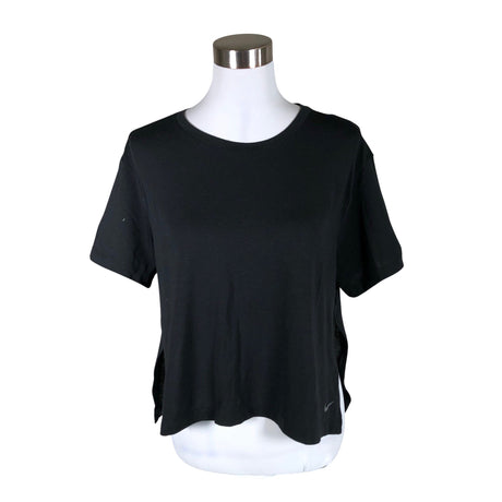 Unisex Nike - Urheilupaita, lyhyet hihat, koko 38 -  ()