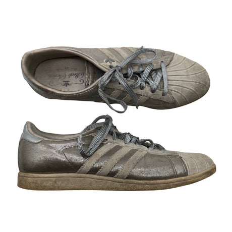 Naisten Adidas - Tennarit, koko 37 - Harmaa ()