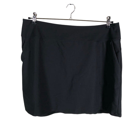 Naisten Adidas - Urheilushortsihame, koko 44 - Musta ()