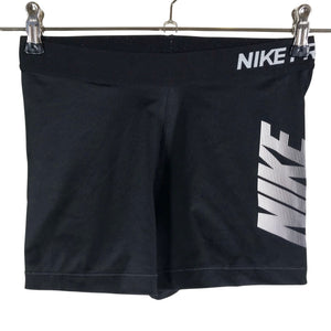 Unisex Nike - Urheilushortsit, koko 38 -  (1)