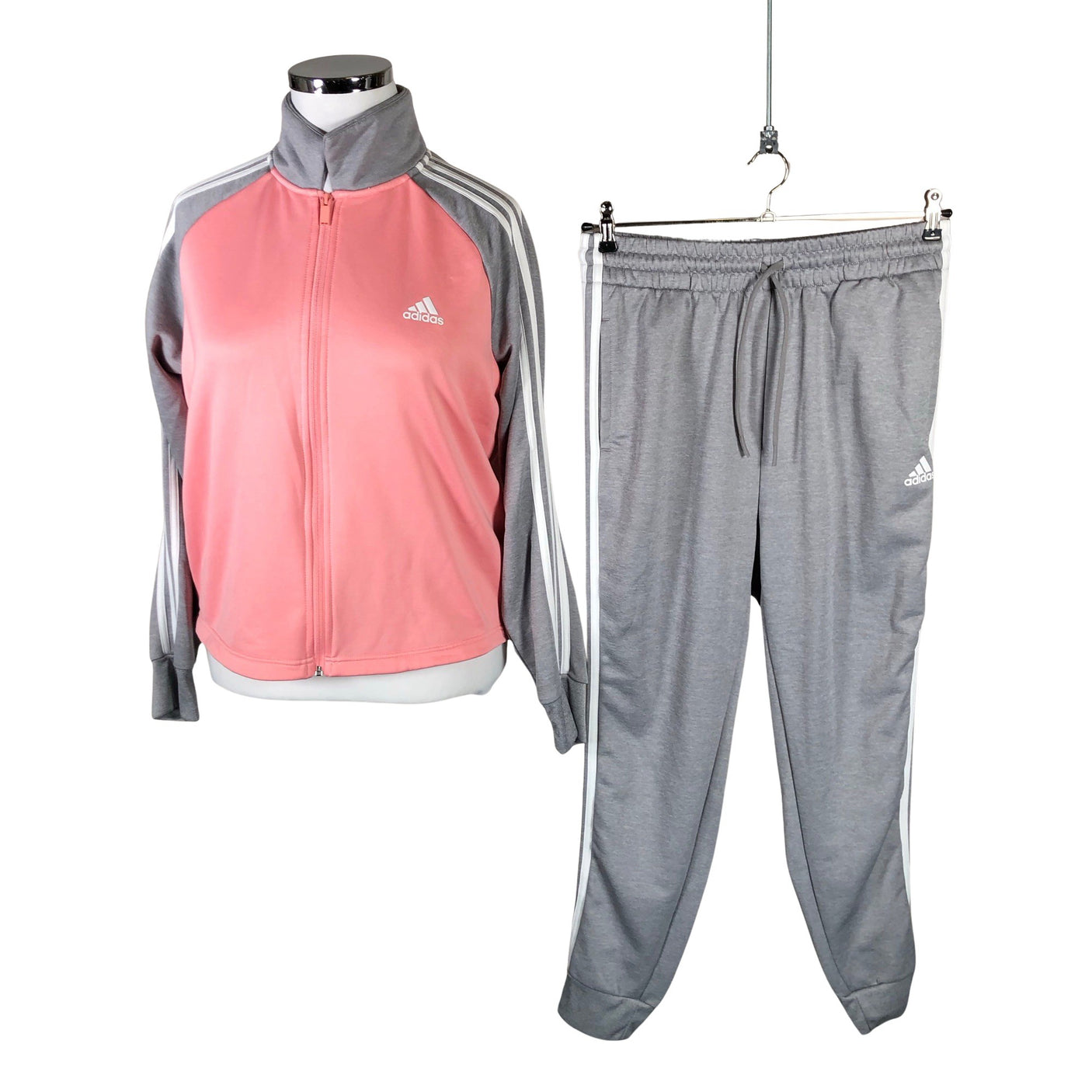 Naisten Adidas - Urheiluasu, koko 44 - Vaaleanpunainen (1)