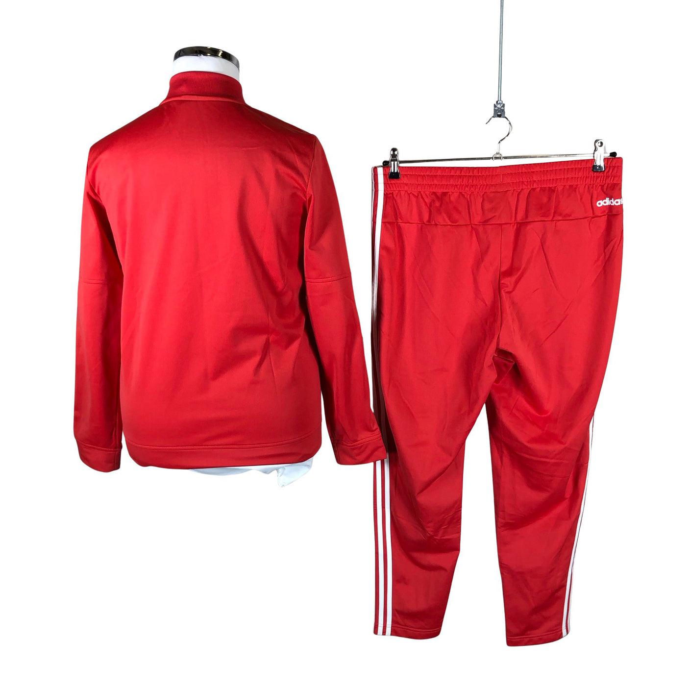 Unisex Adidas - Urheiluasu, koko 42 -  (2)