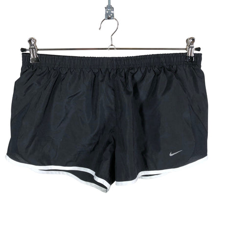 Naisten Nike - Urheilushortsit, koko 42 - Musta ()