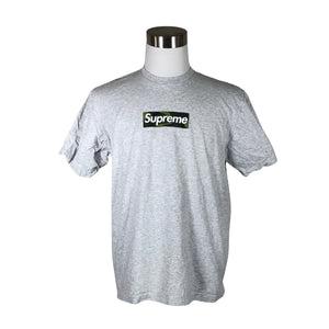 Unisex Supreme - T-paita, koko M -  (1)