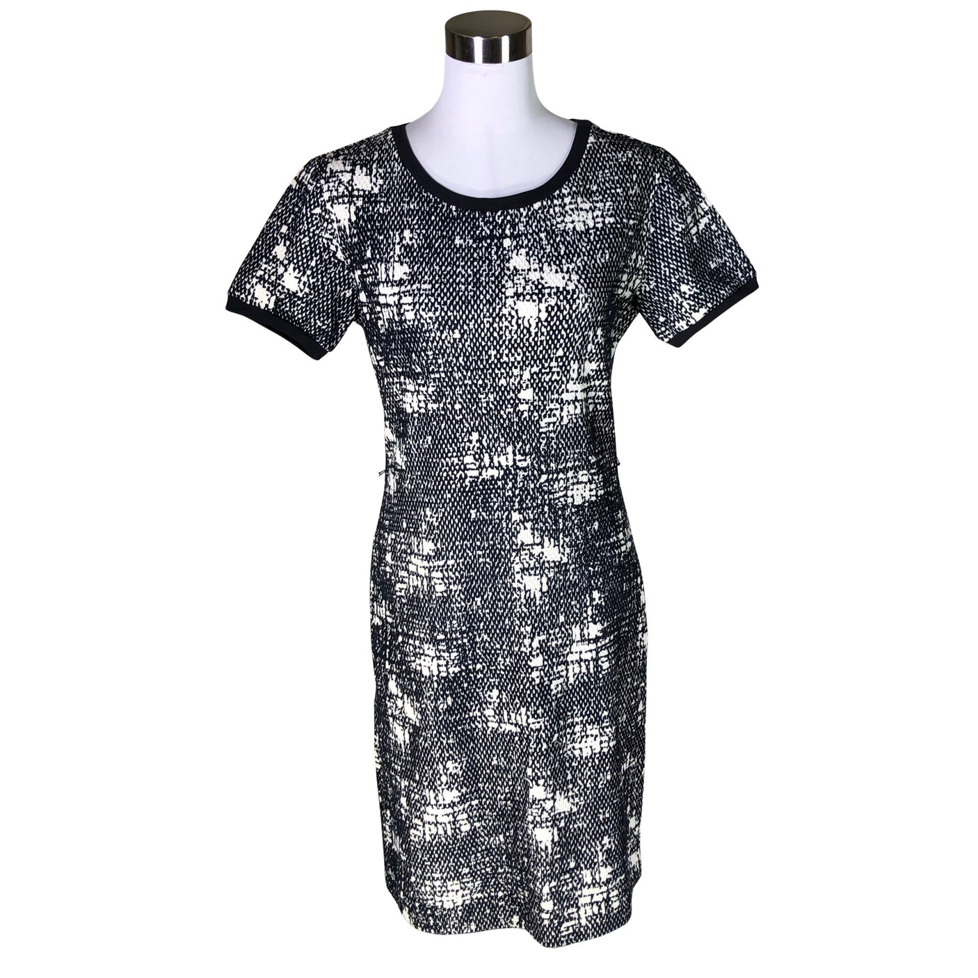 Naisten Hugo Boss - Trikoomekko, koko 38 - Musta (1)