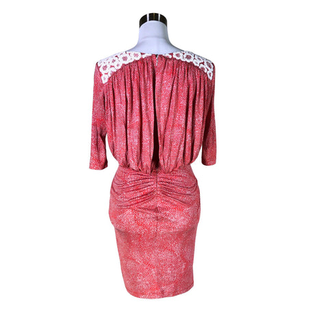 Naisten Saloni - Trikoomekko, koko 34 - Punainen (2)