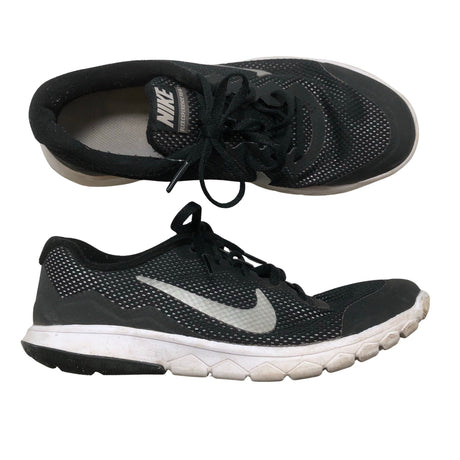 Naisten Nike - Juoksukengät, koko 38 - Musta ()