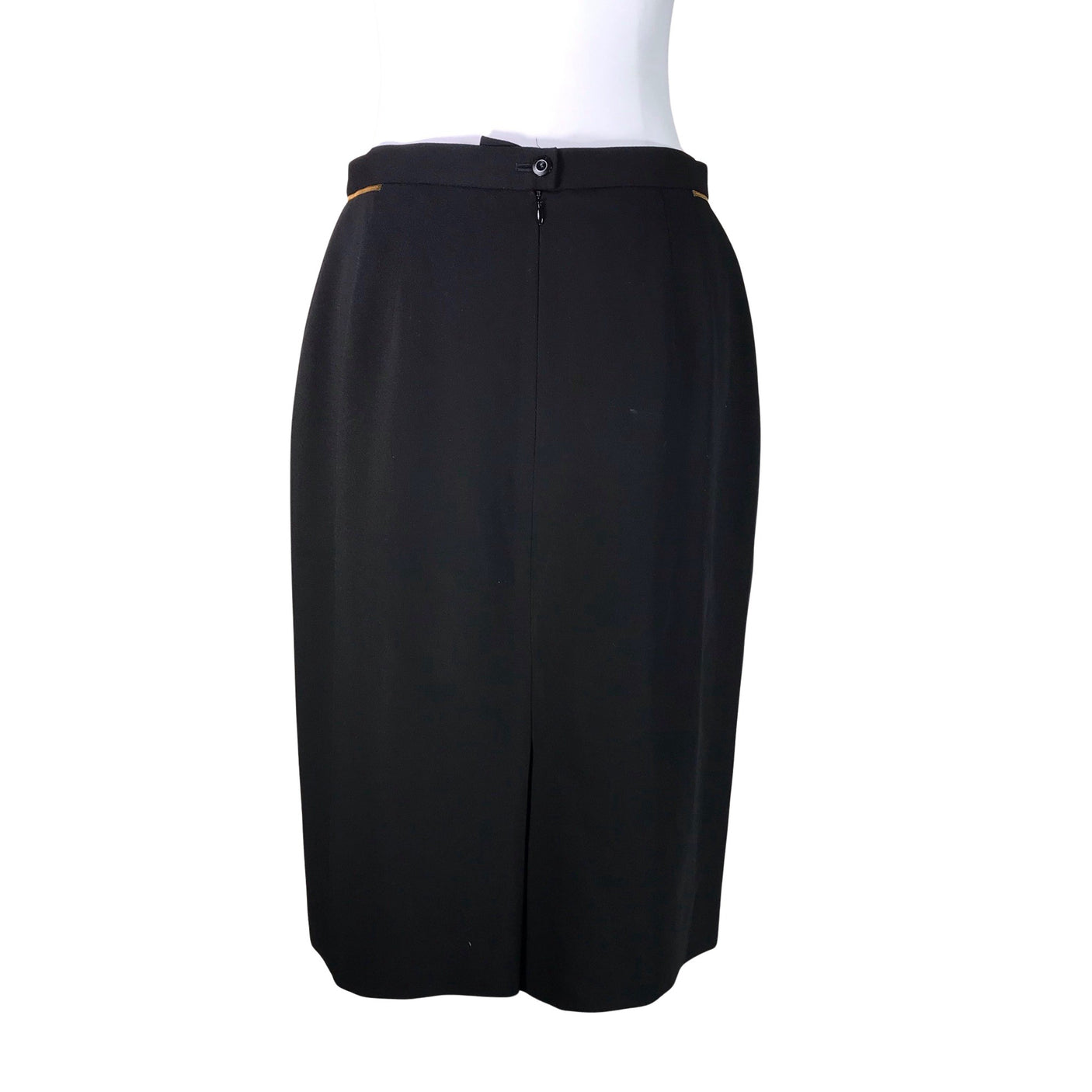 Unisex Escada - Suora hame, koko 40 -  (2)