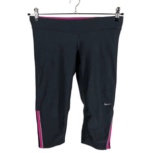 Naisten Nike - Urheilushortsit, koko 36 - Musta (1)