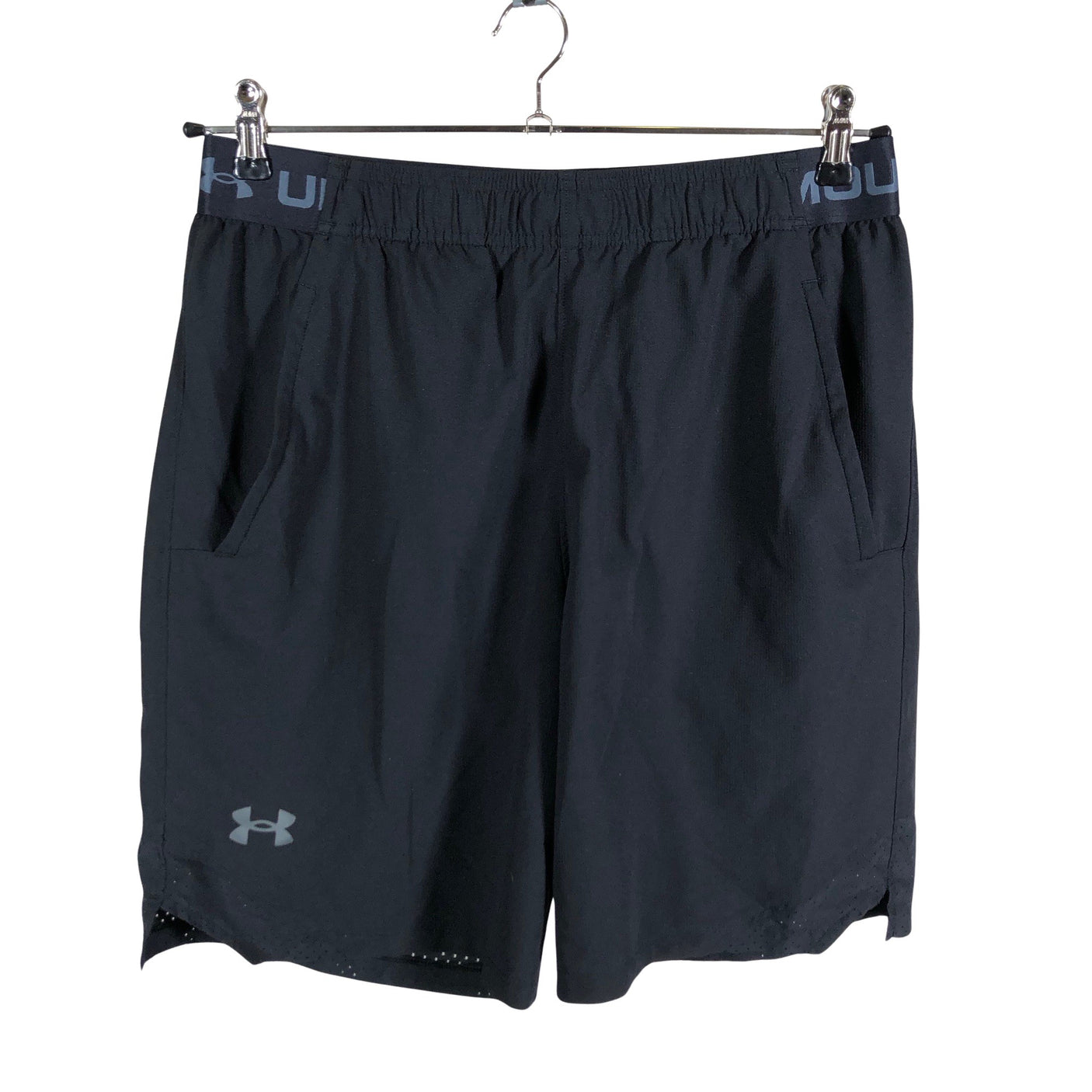 Unisex Under Armour - Urheilushortsit, koko L -  (1)