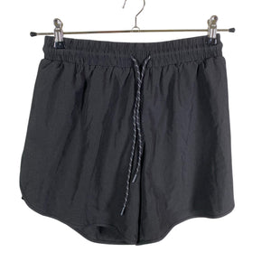 Naisten Bara Sportswear - Urheilushortsit, koko 38 - Musta (1)