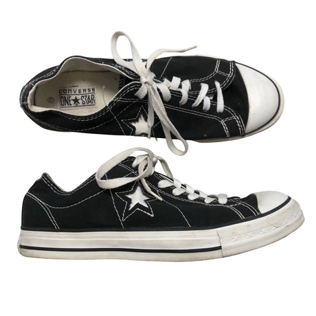 Unisex Converse - Tennarit, koko 42 - Musta ()