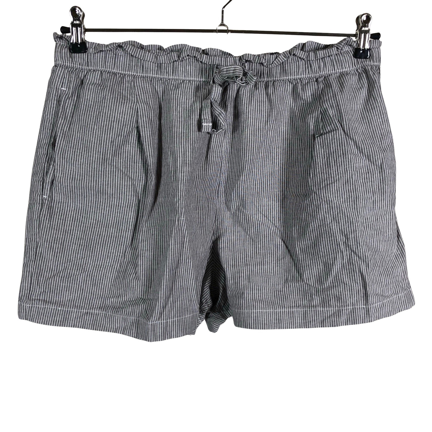 Naisten Uniqlo - Shortsit, koko 40 - Harmaa (1)