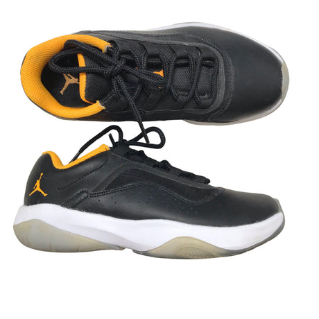 Unisex Jordan (Nike) - Tennarit, koko 39 - Musta ()