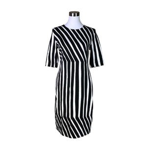 Naisten Marimekko - Trikoomekko, koko 40 - Musta (1)