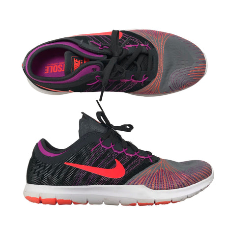 Naisten Nike - Sisäliikuntakengät, koko 40 - Violetti ()