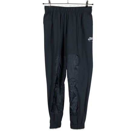 Naisten Nike - Urheiluhousut, koko 38 - Musta ()