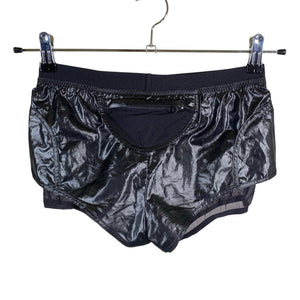 Naisten Adidas - Urheilushortsit, koko 32 - Musta (2)