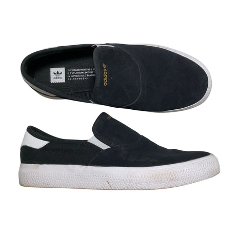 Naisten Adidas - Tennarit, koko 39 - Musta ()