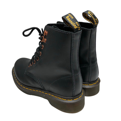 Naisten Dr. Martens - Maiharit, koko 37 - Musta (2)