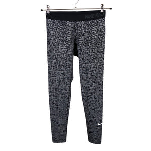 Naisten Nike - Urheilutrikoot, koko 38 - Musta (1)