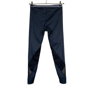 Naisten Tommy Hilfiger - Urheilutrikoot, koko 40 - Musta (2)