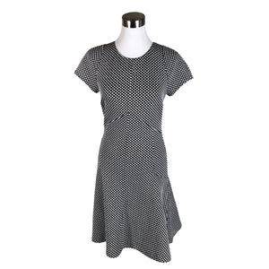 Naisten Banana Republic - Trikoomekko, koko 36 - Musta (1)