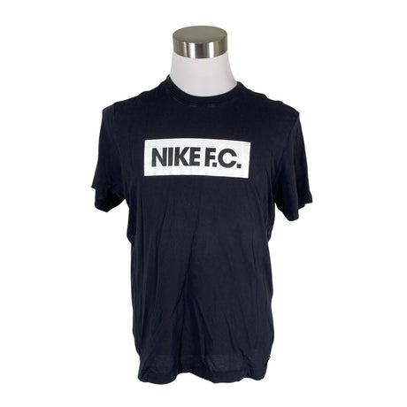 Miesten Nike - T-paita, koko M - Musta ()