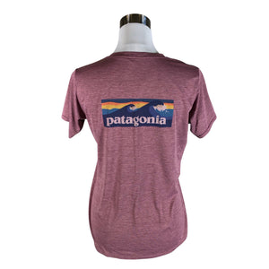 Naisten Patagonia - Urheilupaita, lyhyet hihat, koko 38 - Violetti (2)